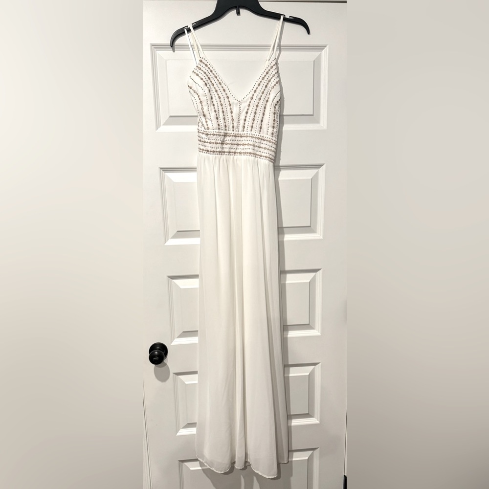 Lula’s White & Gold Maxi Dress size Large